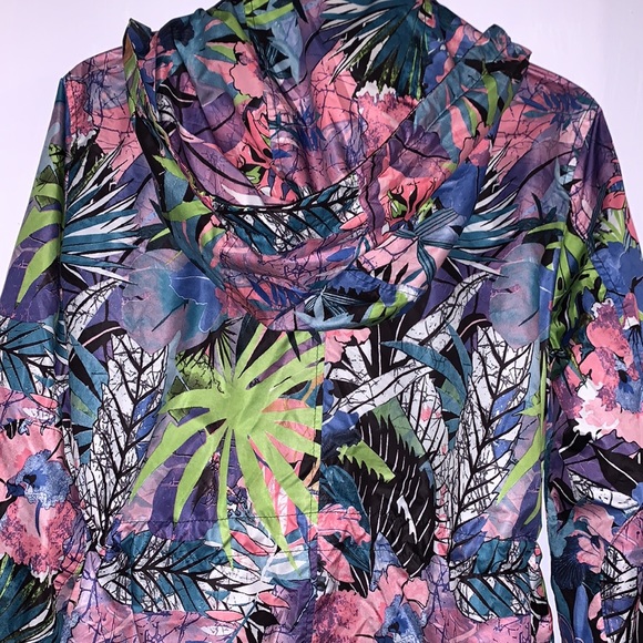 Jacket - Picture 5 of 12